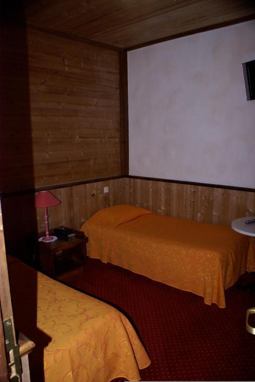 Le Relais De L'Abbaye Hotel ตูร์นุส ห้อง รูปภาพ