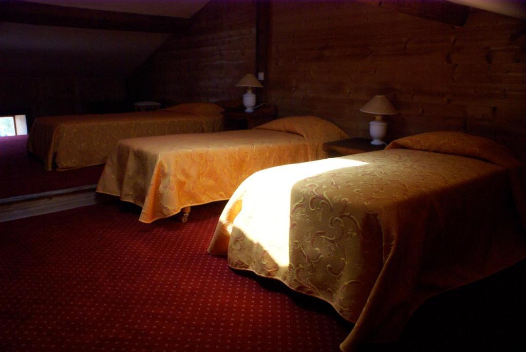 Le Relais De L'Abbaye Hotel ตูร์นุส ภายนอก รูปภาพ
