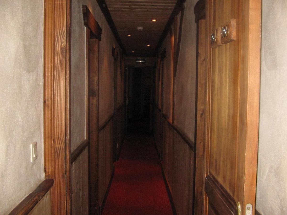 Le Relais De L'Abbaye Hotel ตูร์นุส ภายนอก รูปภาพ